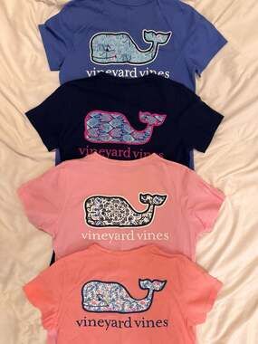 Lot of 4 Vineyard Vines Women's Short Sleeve Pocket Whale Graphic T-Shirts XS